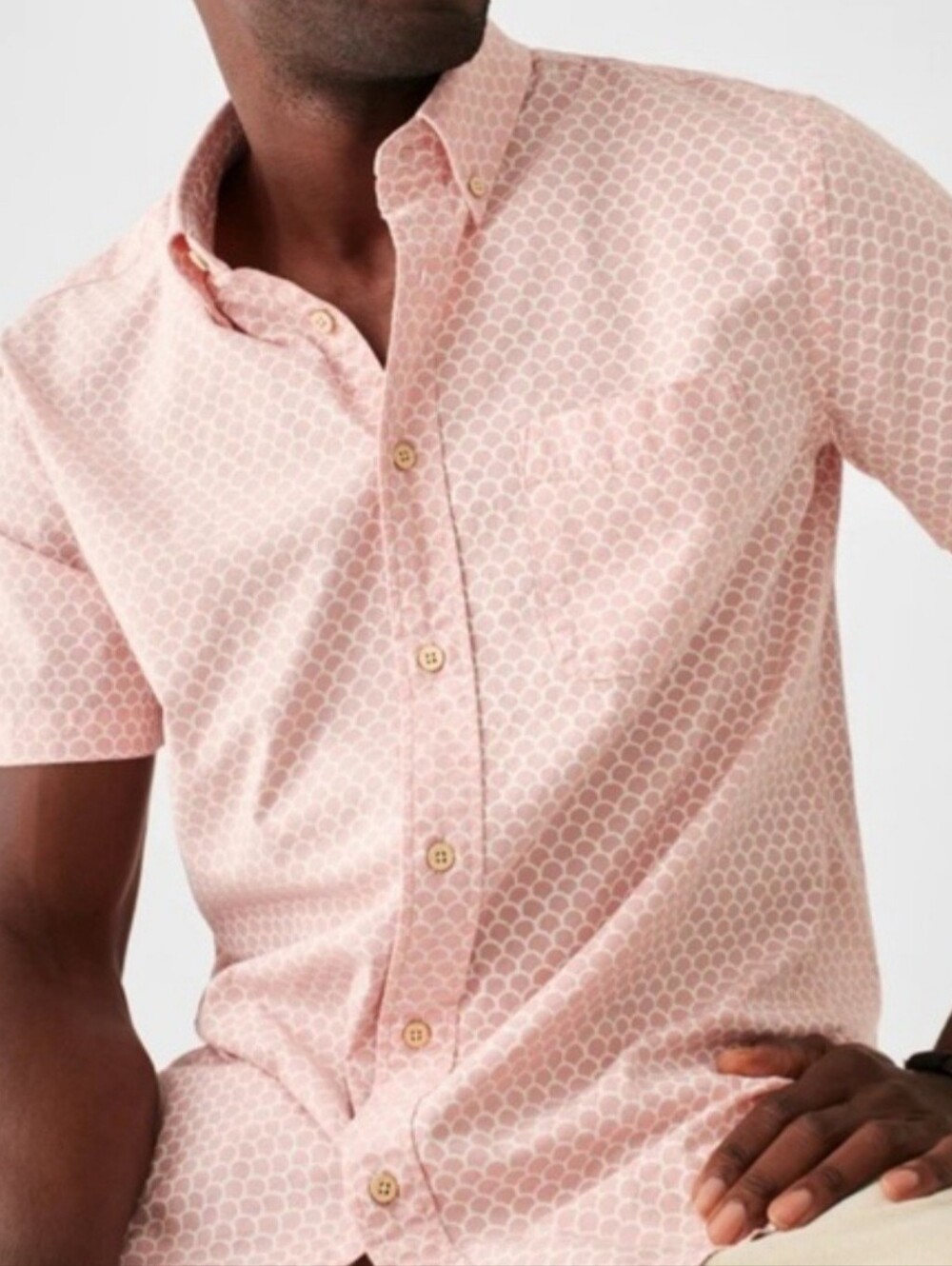 Faherty Small Mens Button Up Short Sleeve Shirt Fish Scale Rose Salmon